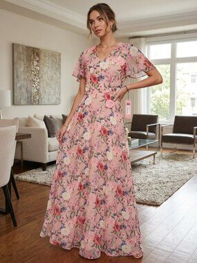 NWT Chi Chi London Freida Floral Maxi Dress Nude Pink Size UK 6 US 2